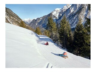 Rodelstrecke mit Ausblick im Brandnertal (c) Alex