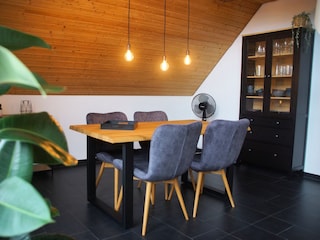 Essecke im Wohnzimmer