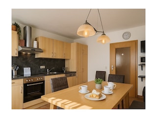 F2357432-567B-4FCE-943F-02491AE9B20C