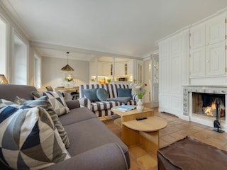 Wohnzimmer inkl. offenem Kamin