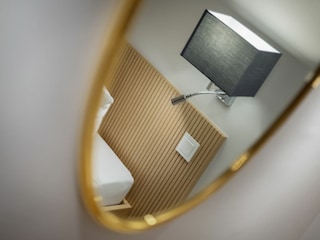 Schlafzimmer (180x200 cm) im UG