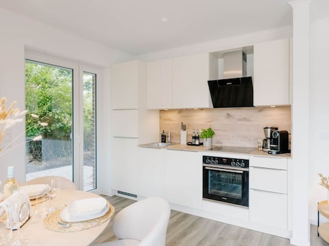 Ferienwohnung Küsten Suite de See - Suite 3 | Seitliche Deichlage
