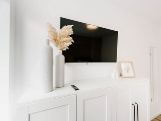 Schlafzimmer zwei 100x200cm Boxspringbetten, Fernseher