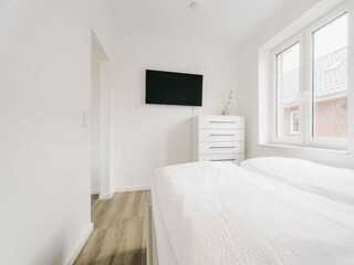 Schlafzimmer 160x200cm Boxspringbett, Fernseher