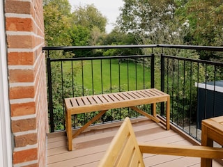 Balkon mit Grünblick