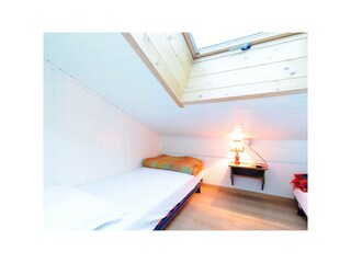 Mini room 2 bed on mezzanine