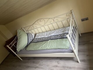 Einzelzimmer / Aufbettung