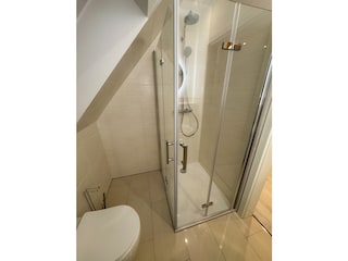Badezimmer DG