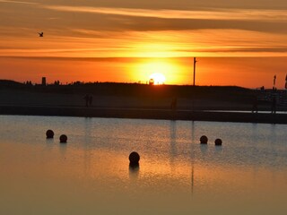 Sonnenuntergang über der Perlebucht