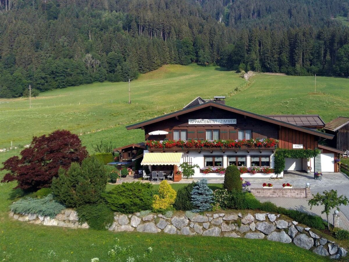 Hausansicht Sommer