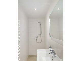 Dusche Zimmer1