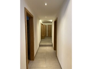 Gang mit Garderobe