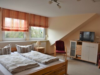 großes Schlafzimmer