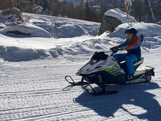 Schneemobil Saas-Almagell