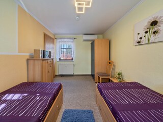 Children´s room with 2 single beds
