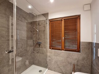 20220818_082733_edited