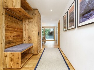 0001__DSC0507-Edit_RiversideHughesframes_All_puzzl