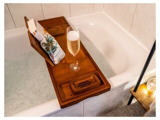 0029__DSC9062_Falke_Bathroom_puzzlemedia.ch Groß