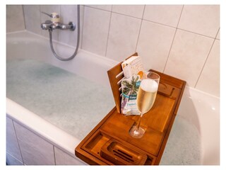 0031__DSC9067_Falke_Bathroom_puzzlemedia.ch Groß