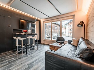 AmarcsterMedia-Ranch-_TWM6153-HDR