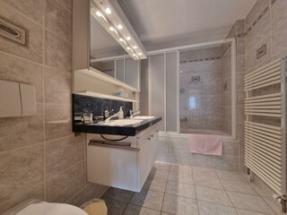 20230509_092250_edited