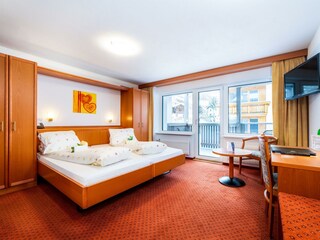 96_Hotel Kristall_Jan 2023_puzzlemedia.ch