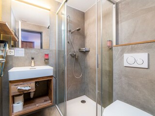 35_Hotel Kristall_Jan 2023_puzzlemedia.ch - Kopie