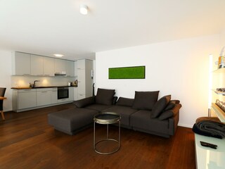 Küche und Wohnzimmer