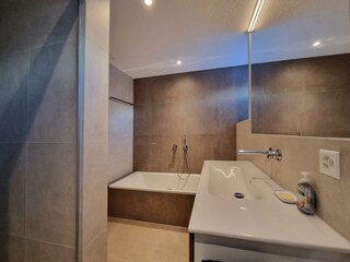 20220111_111442_edited