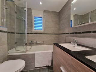 20220107_162443_edited