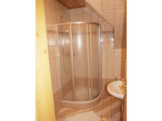 Zimmer 3 Badezimmer (1)