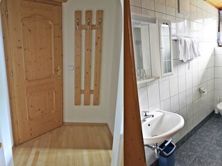 6 Ferienwohnung 1 mit 1 Schlafzimmer Vorraum und B