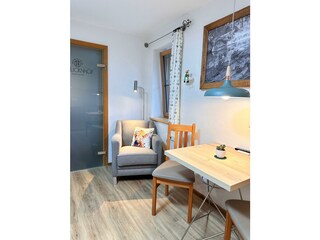 b4f82d99-c62e-43be-8d55-8e5638a9c0c7