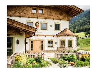 Kräuterhof mit Garten