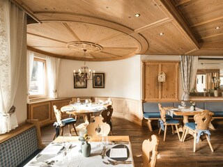 53) Speisesaal Turmstube 1