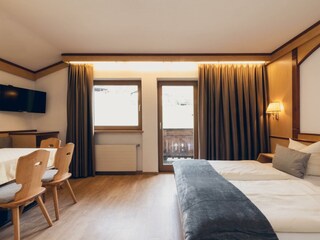 Ladestatthof-Apartment-Kleeblatt-Wohnraum
