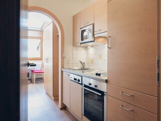 Ladestatthof-Apartment-Blütenzauber-2-Küche-1