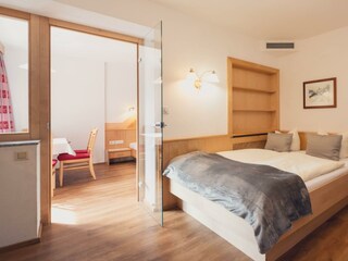 Ladestatthof-Apartment-Blütenzauber-1-Wohnküche-2