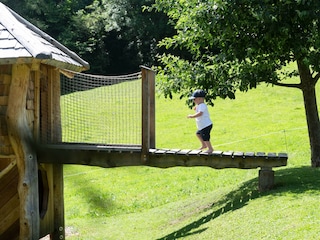 Ladestatthof-Spielplatz-Haus-2