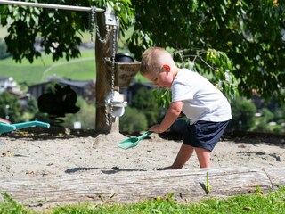 Ladestatthof-Spielplatz-Sandkiste-5