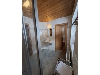 Badezimmer EG