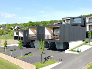Lodges (8)