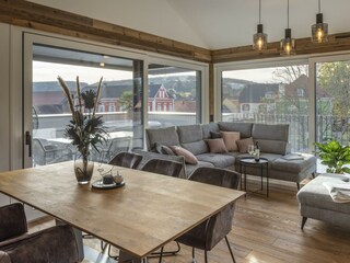 RiverVista Penthouse Stream