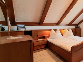 Schlafzimmer erste Stock