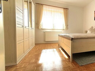 Schlafzimmer FW unten