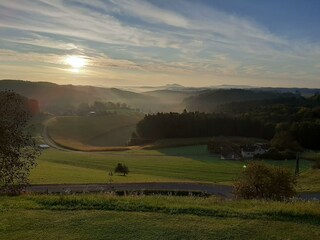 Sonnenaufgangswanderung zum Neuberg