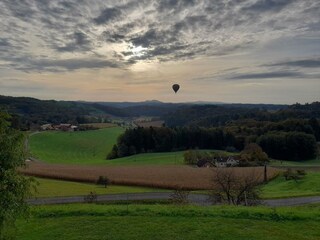 mit dem Heißluftballon das Vulkanland bestaunen