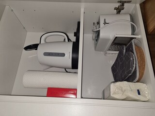Toaster, Wasserkocher, Küchenrolle