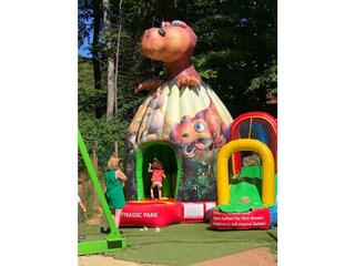 attraktionen-kleine-hupfburg