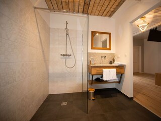 Badezimmer Sonnentanz